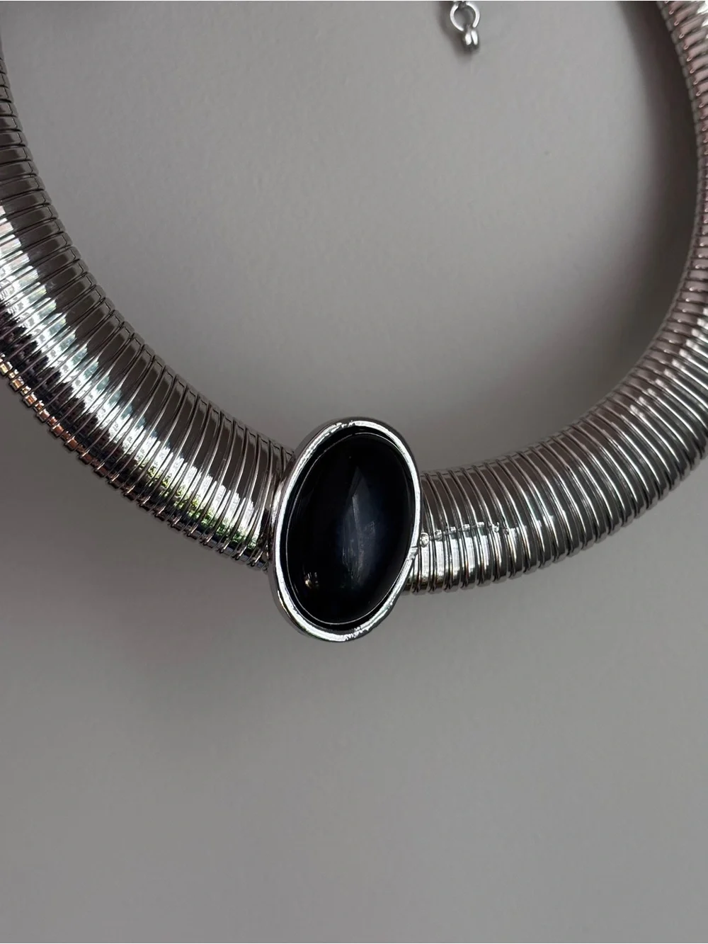 Opyum Silver Color Brass Collar Necklace - Picture 3 of 8